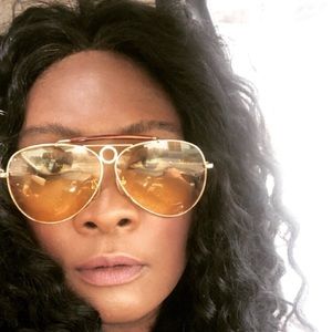 Meet your Posher, Sonja